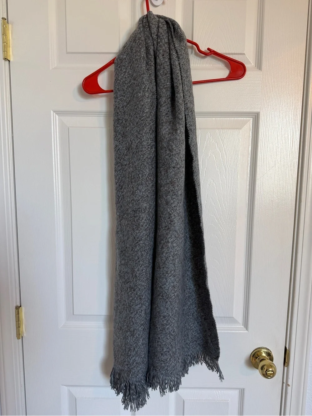 Pretty Persuasions Heather Gray Fringe Knit Scarf